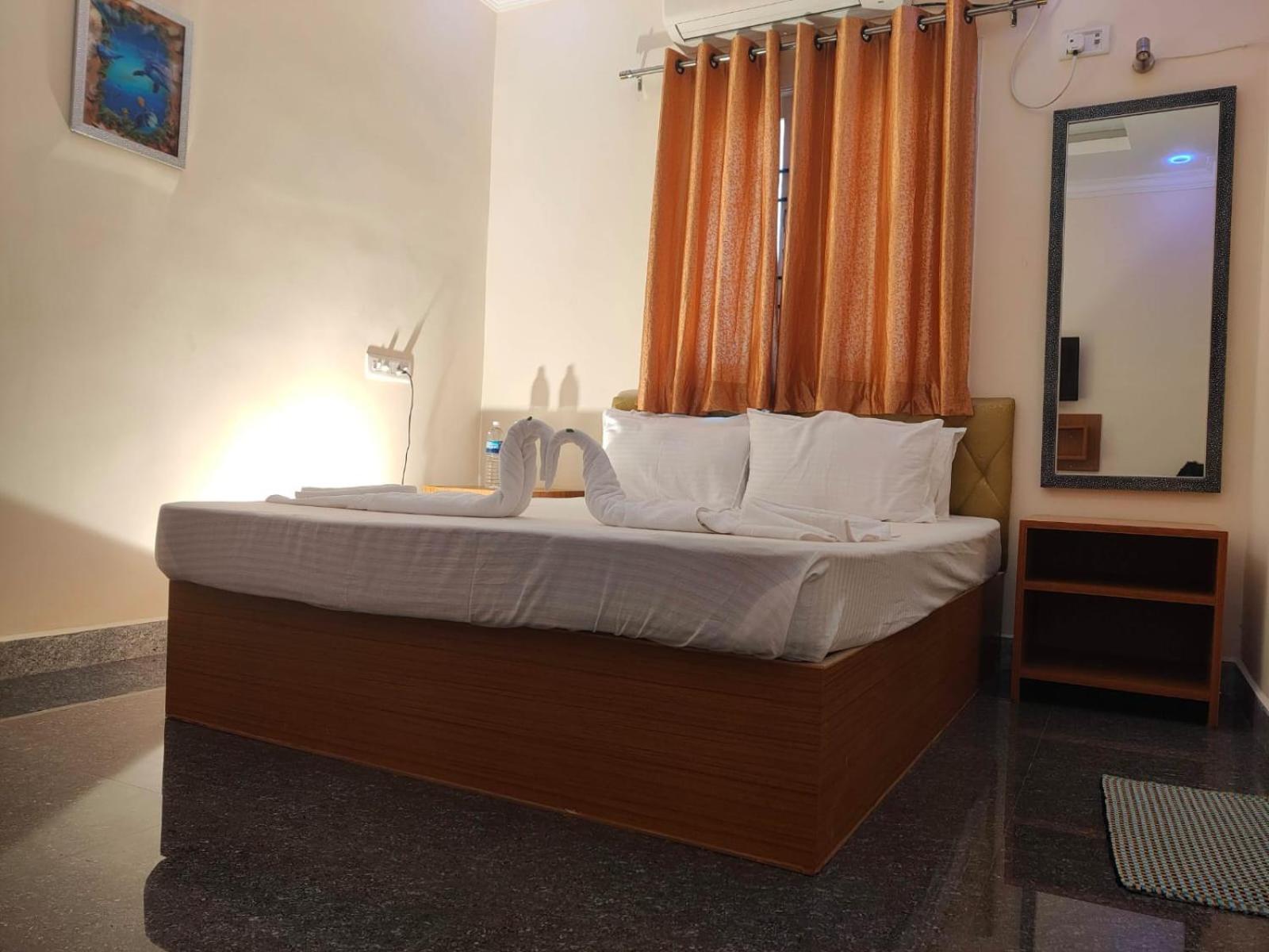 Grand S3 Hotel Puducherry Buitenkant foto