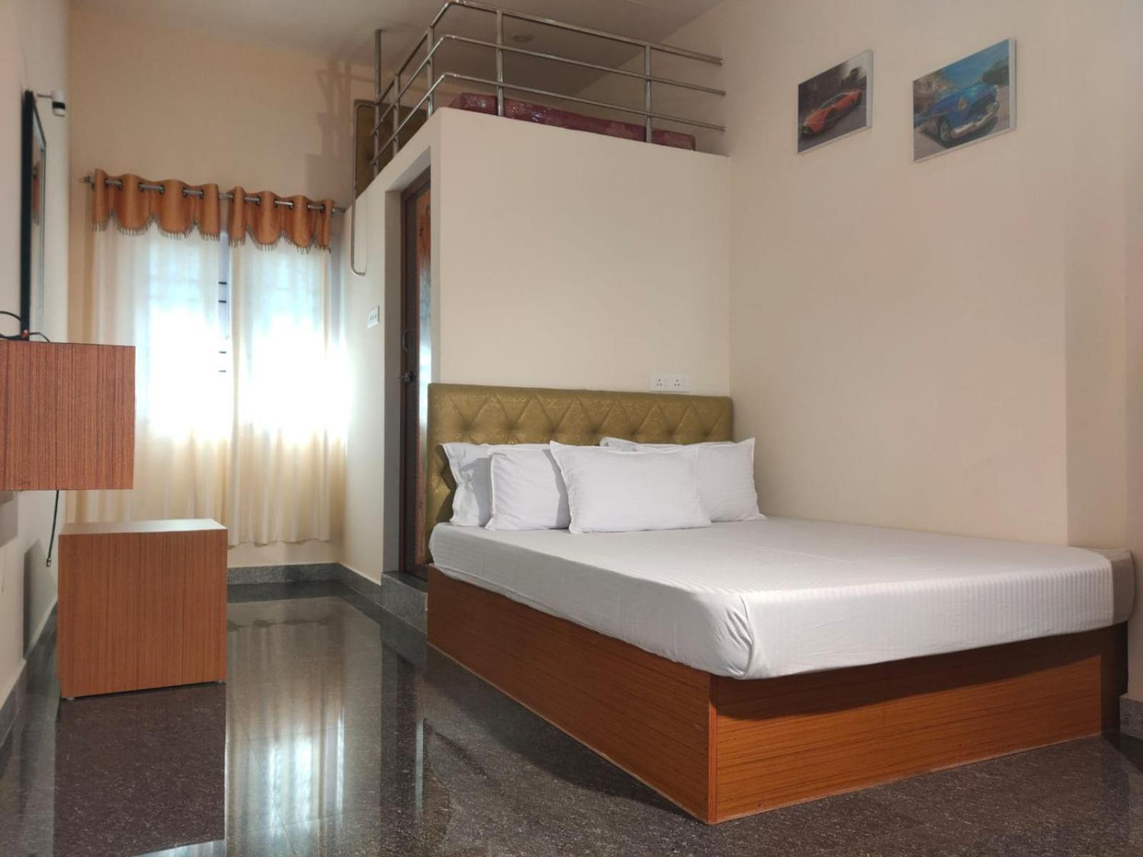 Grand S3 Hotel Puducherry Buitenkant foto