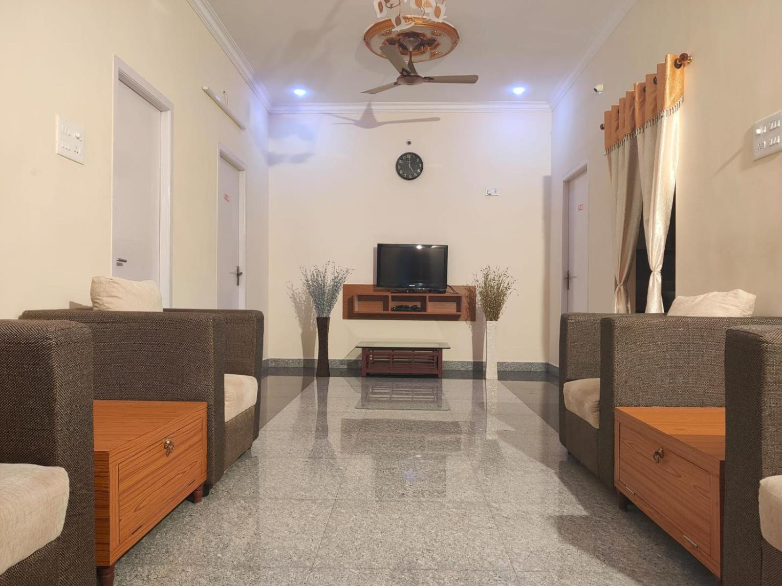 Grand S3 Hotel Puducherry Buitenkant foto